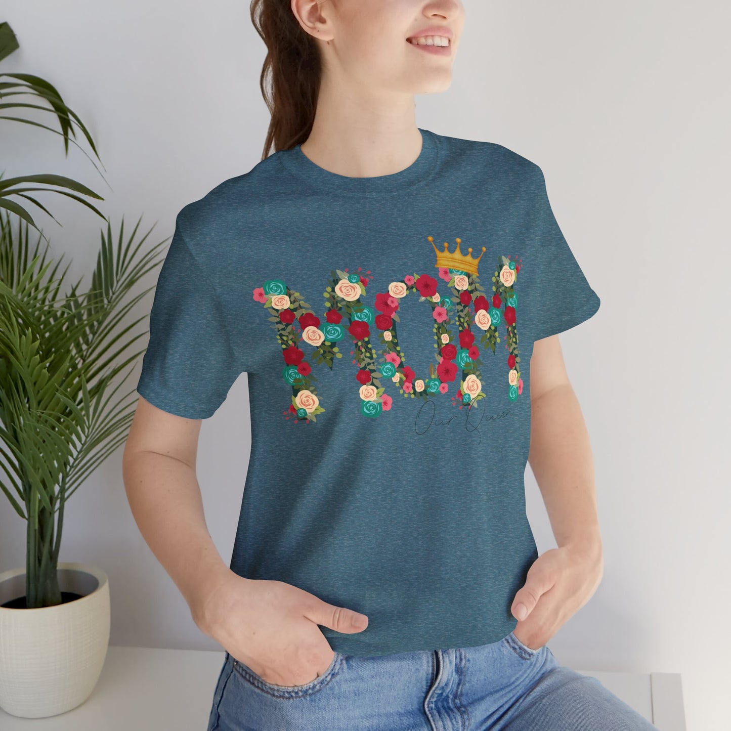 Floral Mom Queen T-Shirt - Mother's Day Gift