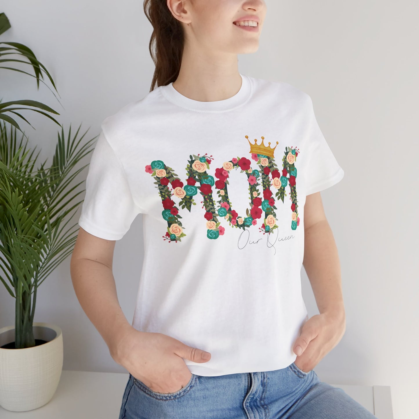 Floral Mom Queen T-Shirt - Mother's Day Gift